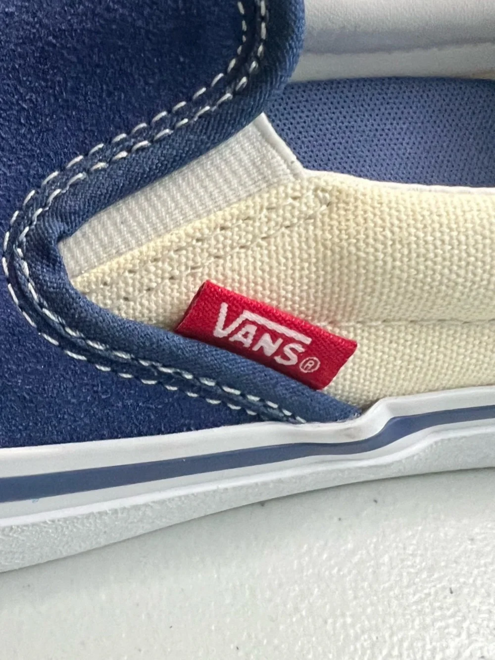 Vans PRO Men’s Slip-On Suede Loafers in Navy Size 8